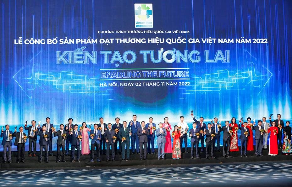 Giống cây trồng và nông sản Vinaseed tự hào là Thương hiệu quốc gia Việt Nam 2022