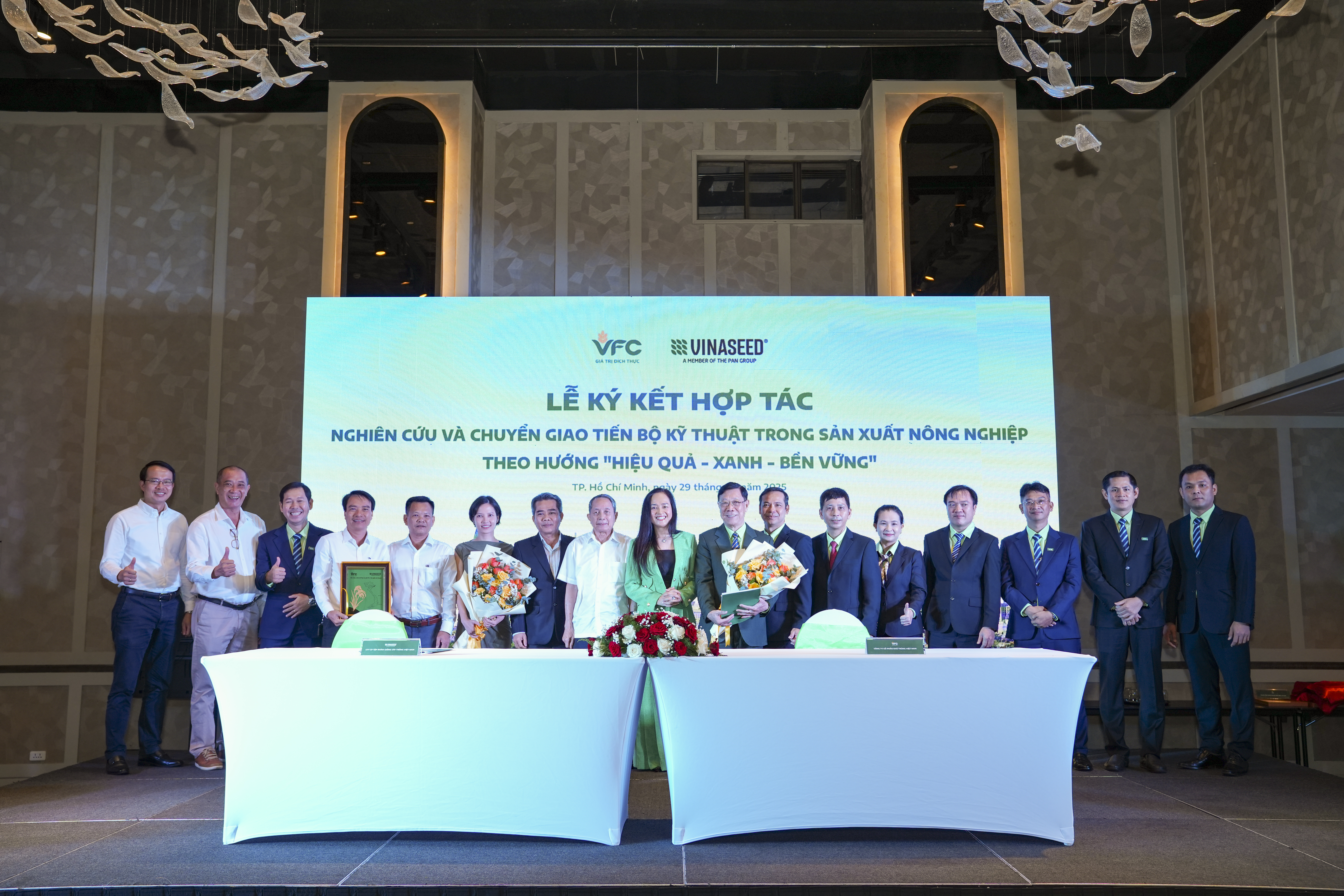 Viện nghiên cứu Vinaseed hợp tác với VFC phát triển bộ giải pháp nông nghiệp, cam kết nông dân được hưởng lợi đầu tiên